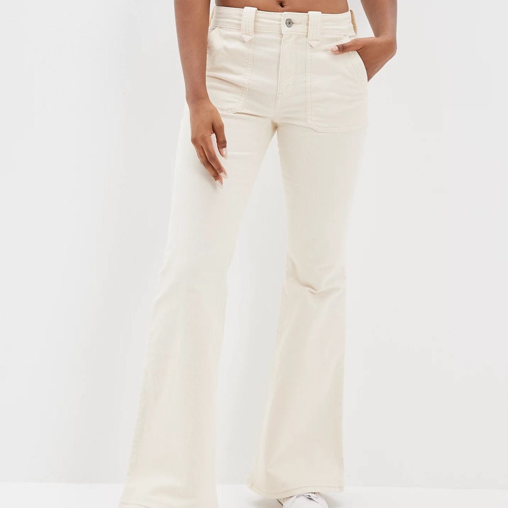 American Eagle Women's Cream Corduroy Flared Jeans size 4 long
